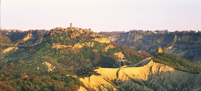 civita-di-bagnoregio-001