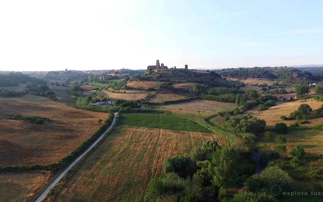 Tuscania San Pietro da Drone